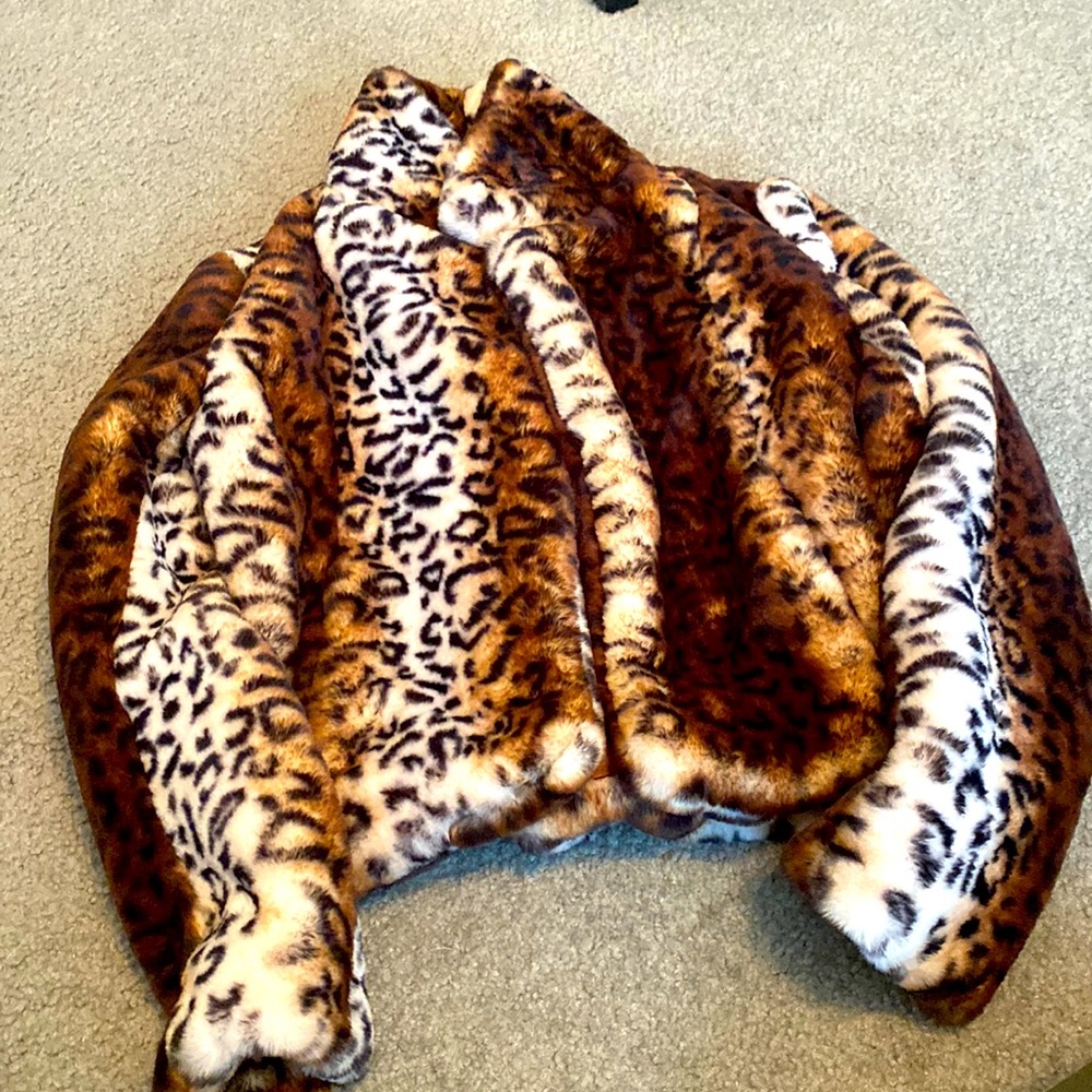 Faux fur jacket by Blank NYC. Only worn twice